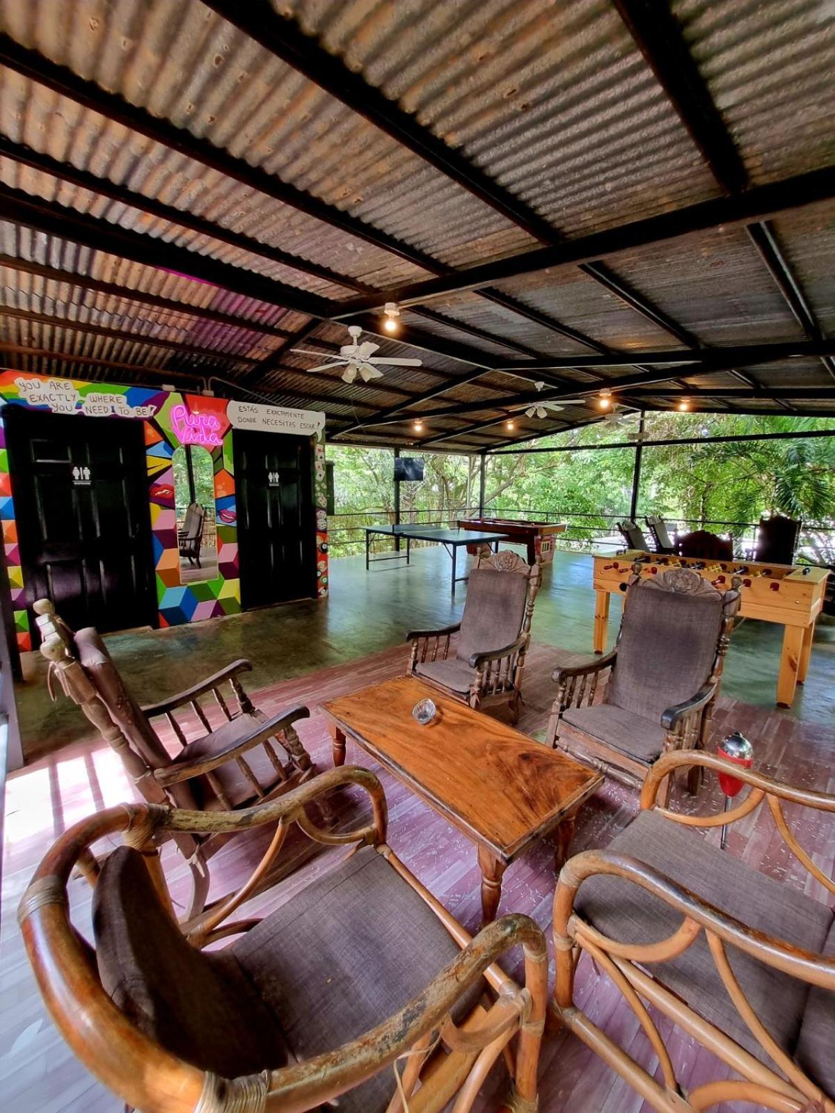 Casa Pura Vida Surf Hostel - Tamarindo Costa Rica Eksteriør billede