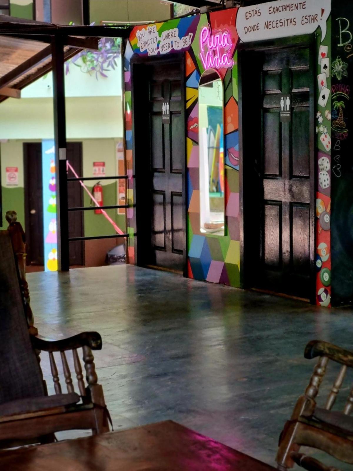 Casa Pura Vida Surf Hostel - Tamarindo Costa Rica Eksteriør billede