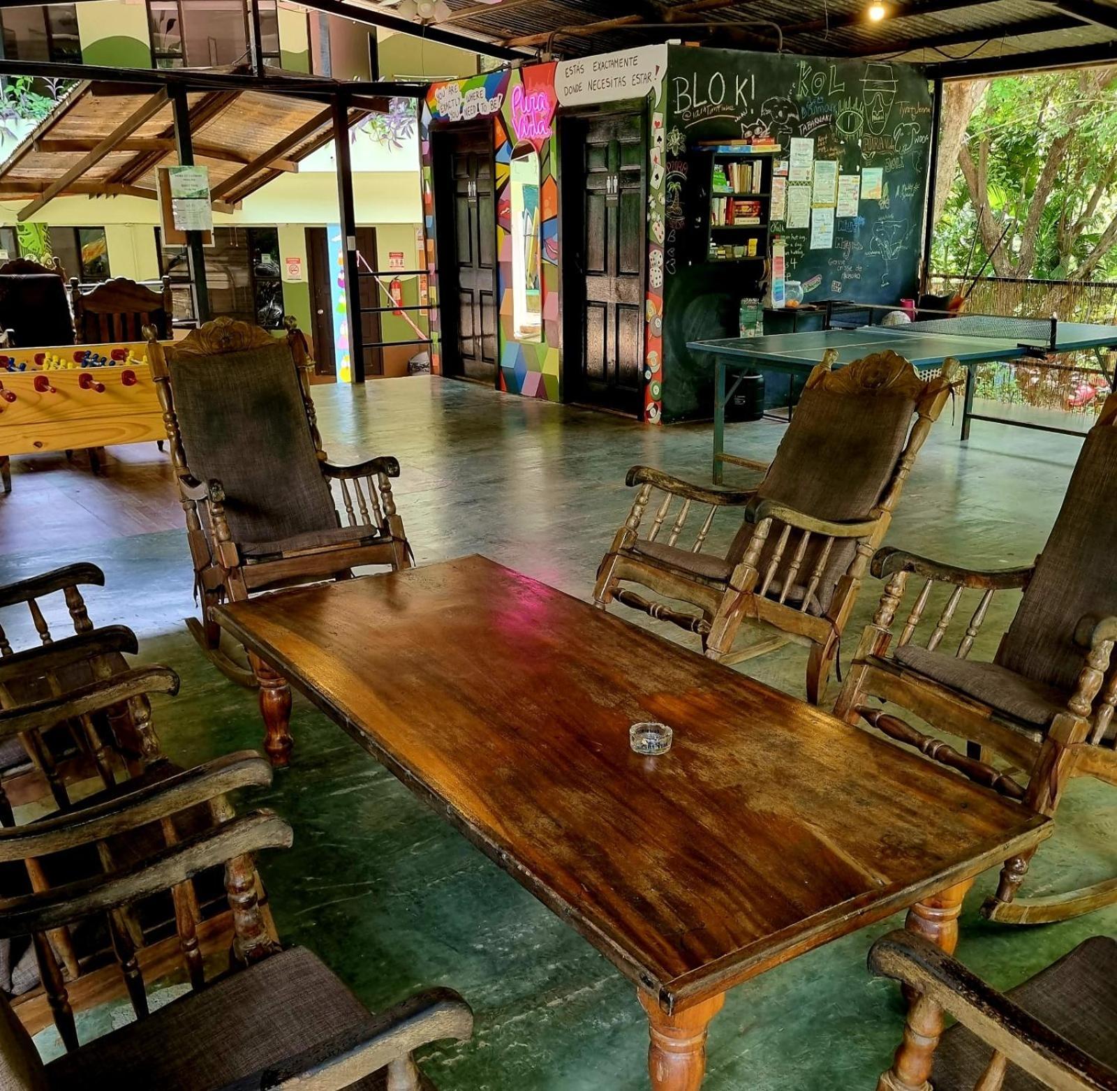 Casa Pura Vida Surf Hostel - Tamarindo Costa Rica Eksteriør billede