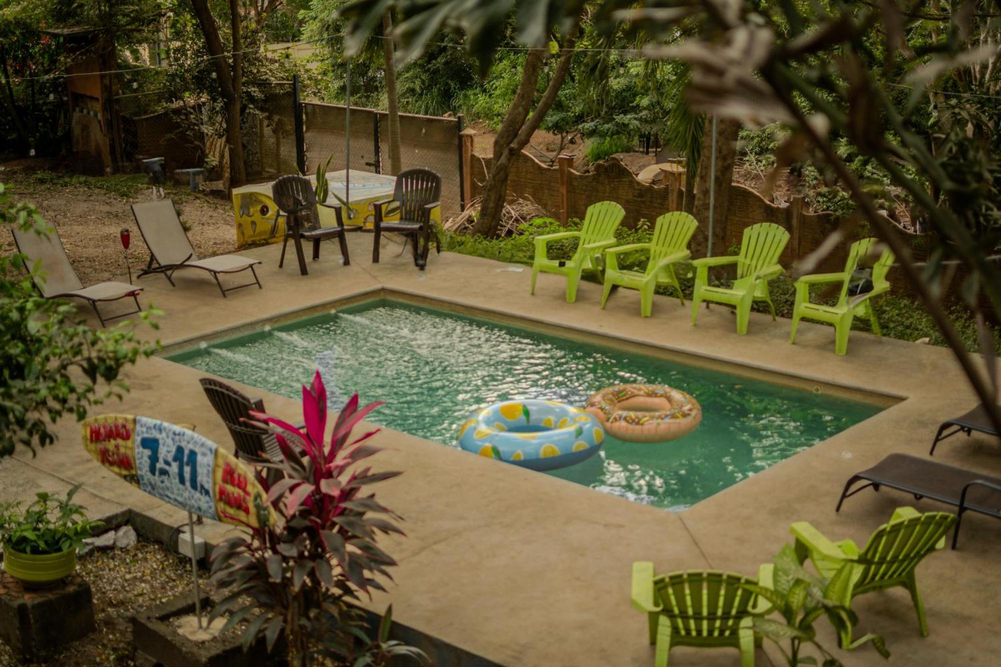 Casa Pura Vida Surf Hostel - Tamarindo Costa Rica Eksteriør billede
