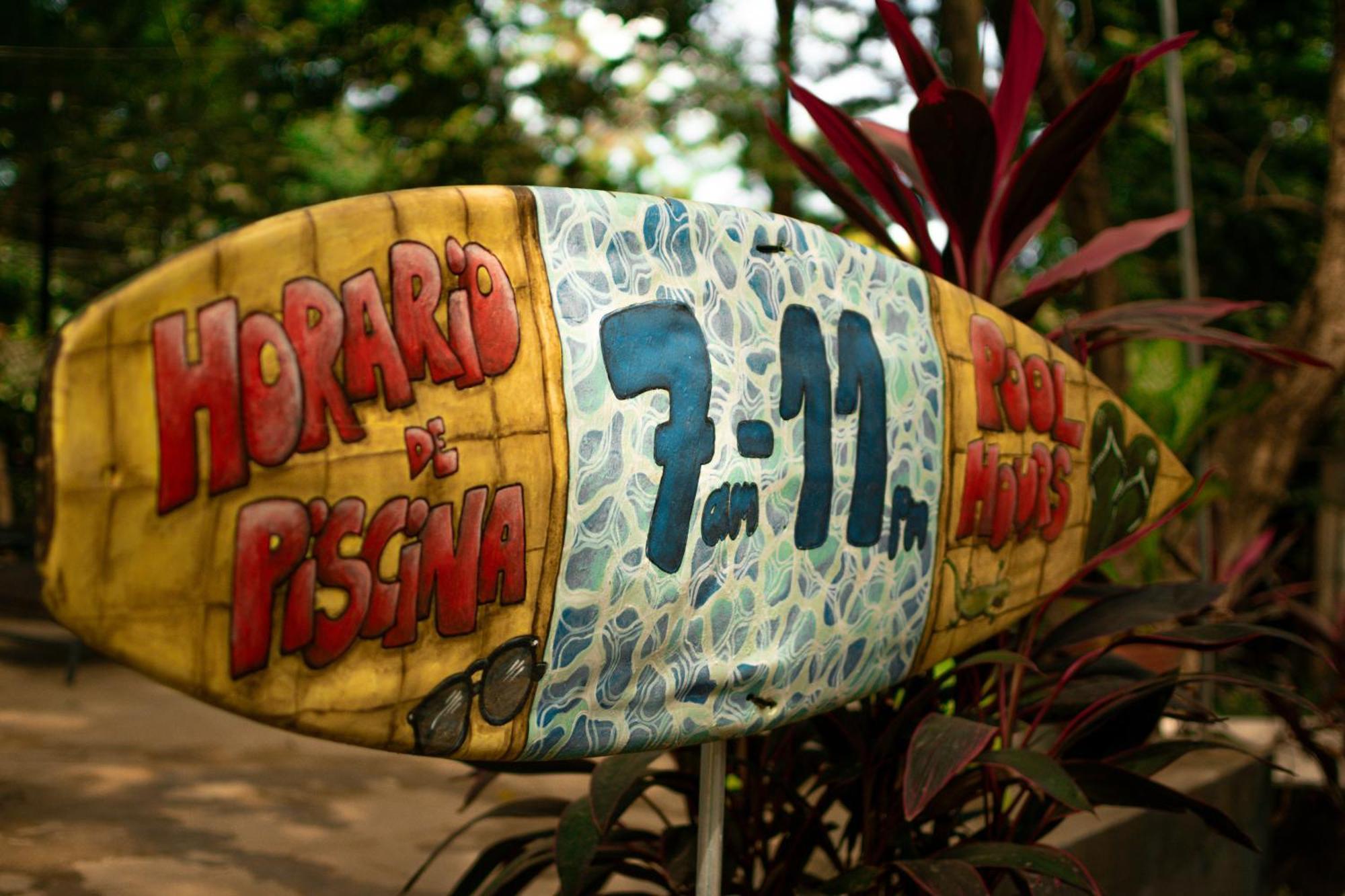 Casa Pura Vida Surf Hostel - Tamarindo Costa Rica Eksteriør billede