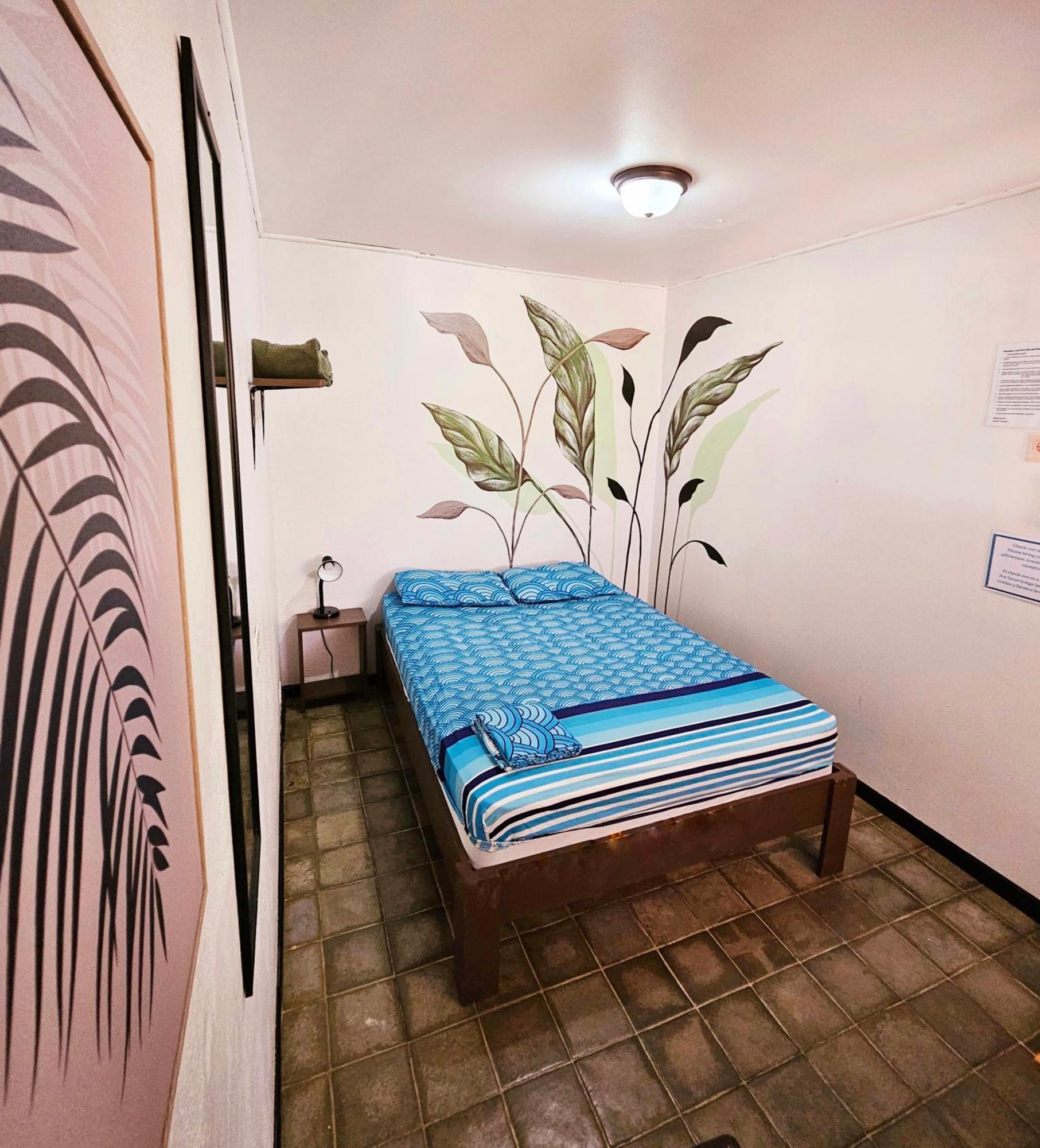 Casa Pura Vida Surf Hostel - Tamarindo Costa Rica Eksteriør billede